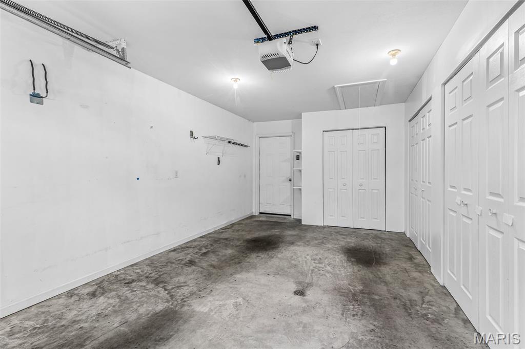 Ashbrook Vlg Ph Eight Condo - Residential