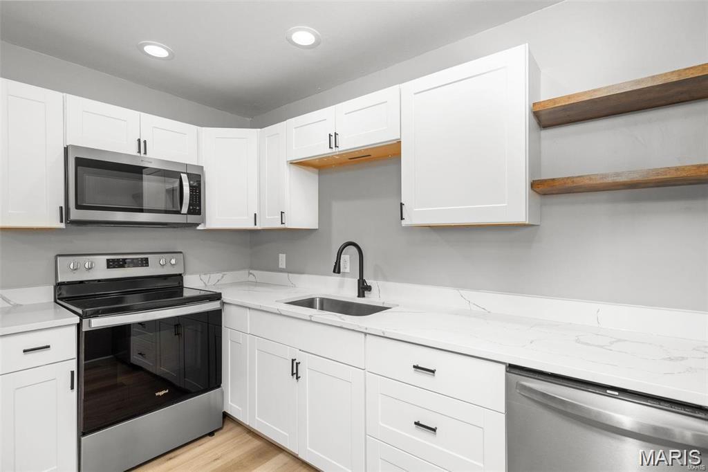 St Peters, Missouri 63376, United States, 3 Bedrooms Bedrooms, ,2 BathroomsBathrooms,Residential,Active,217318