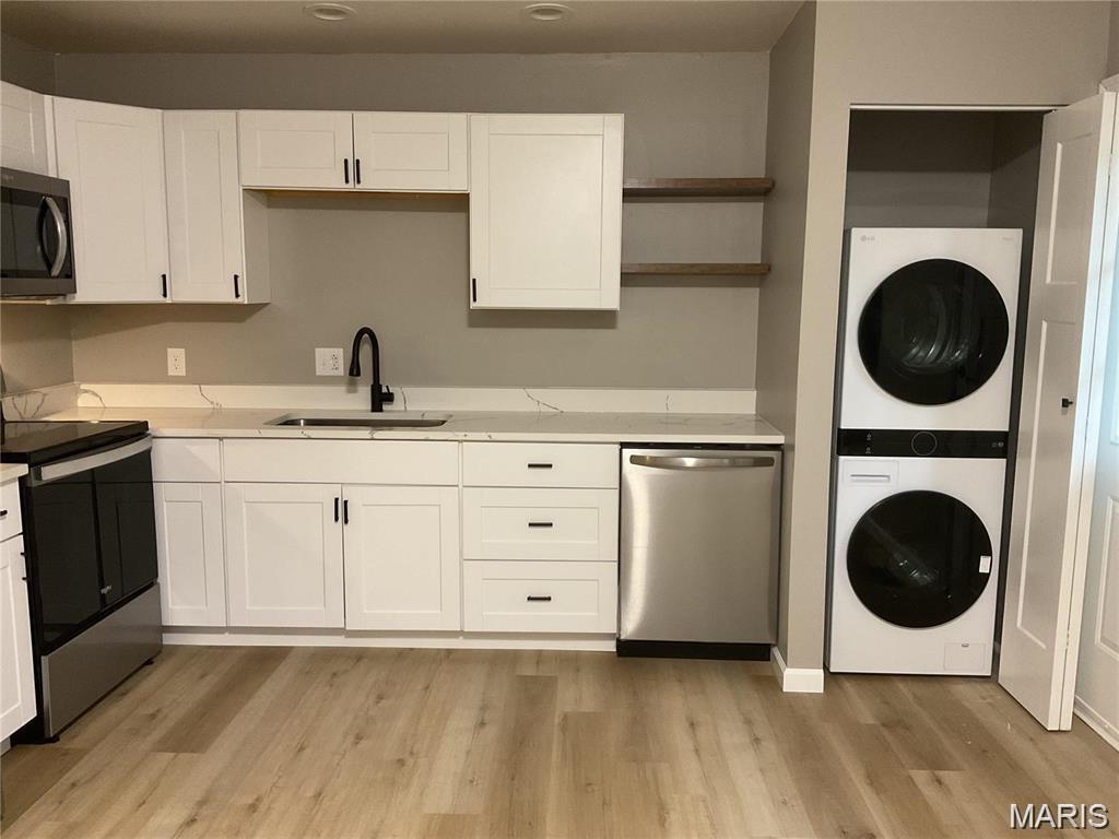 St Peters, Missouri 63376, United States, 3 Bedrooms Bedrooms, ,2 BathroomsBathrooms,Residential,Active,217318