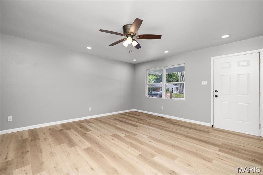 St Peters, Missouri 63376, United States, 3 Bedrooms Bedrooms, ,2 BathroomsBathrooms,Residential,Active,217318