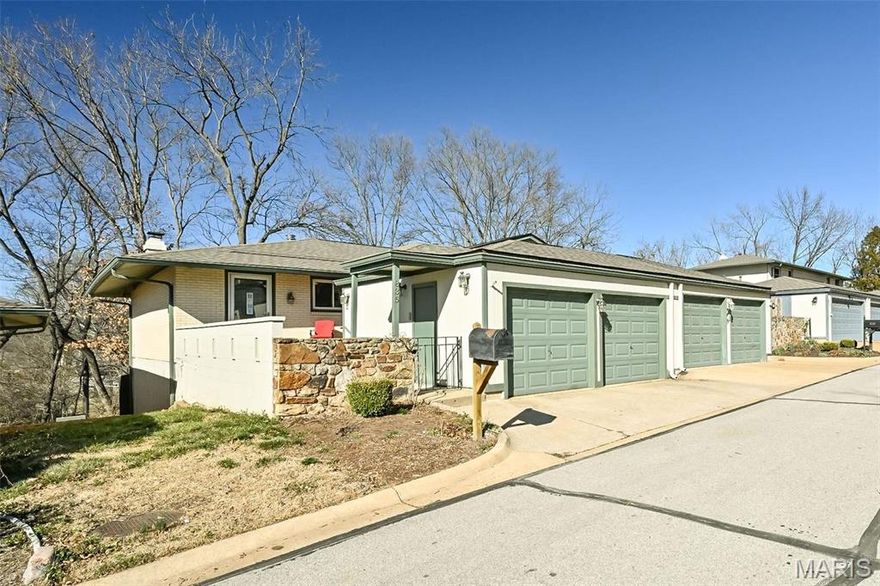 Cozy Manchester Condo.  Large Front Porch, 2 Car Garage (guest parking right across the street as well).  Kitchen has Hardwood Floors,  Granite Countertops and Stainless Steel Appliances.  Master Bedroom has 3 closets.  Stunning Fireplace in the Living Room.  Finished Walk-Out basement has one of the bedrooms and a Full Bath as well as a large Family Room.  Private Patio overlooking a wooded area.  Owner may consider a pet.  Minimum 1 year lease.  Fridge can stay for tenant use.