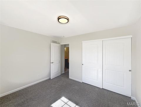 Tiny photo for 405 Excalibur Boulevard, Troy, MO 63379 (MLS # 25069151)