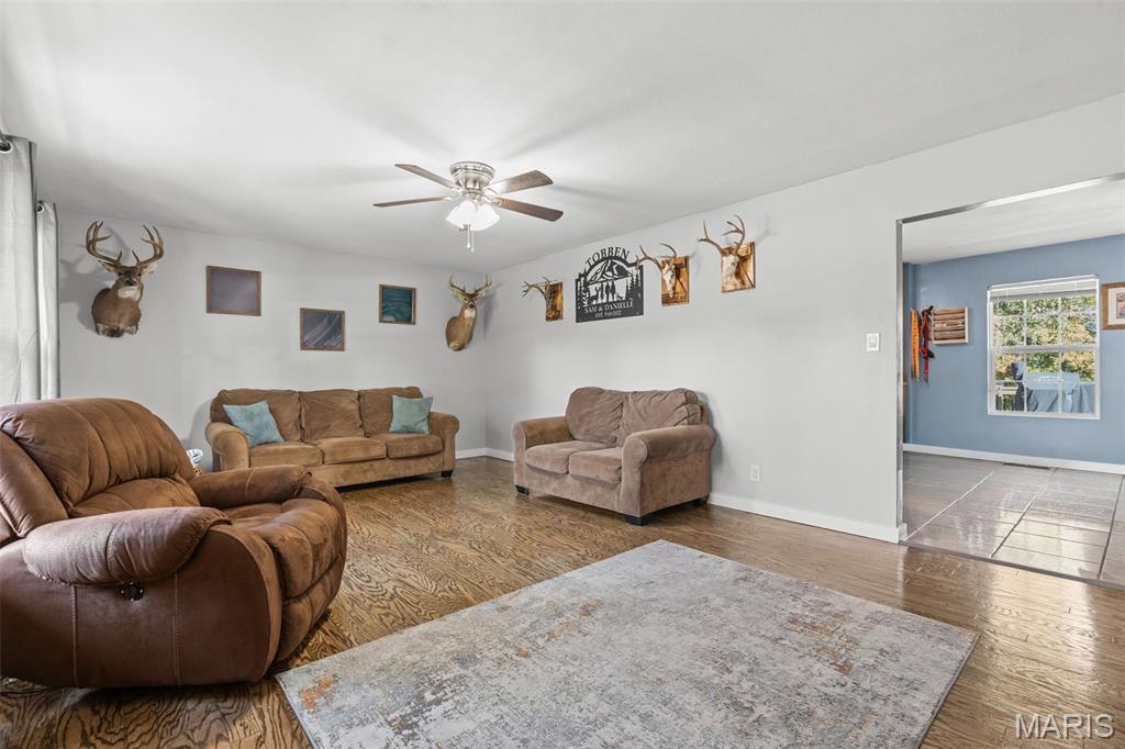 Photo of 6578 Highway 185, Beaufort, MO 63013 (MLS # 26067988)