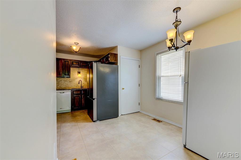 Hilltop Village 3 Amd 1 - Residential