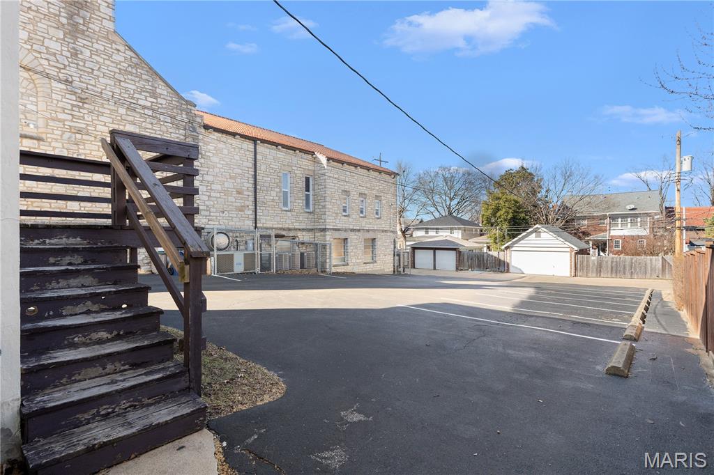 Hi Pointe - Commercial Sale