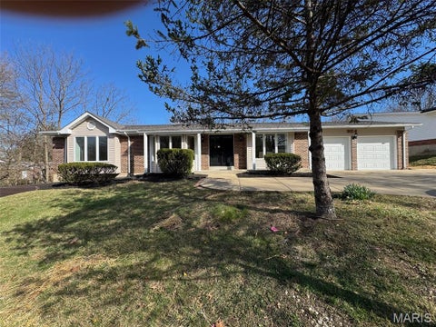 Tiny photo for 924 Fernview Drive, Creve Coeur, MO 63141 (MLS # 26058733)