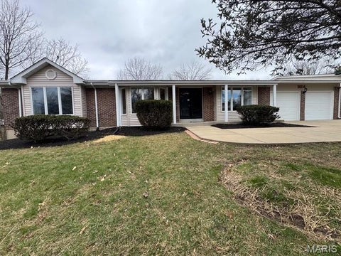 Tiny photo for 924 Fernview Drive, Creve Coeur, MO 63141 (MLS # 26058733)