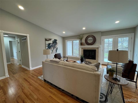Tiny photo for 924 Fernview Drive, Creve Coeur, MO 63141 (MLS # 26058733)