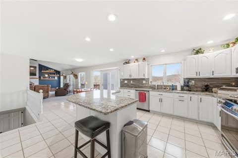 Tiny photo for 75 Morgans Way, Elsberry, MO 63343 (MLS # 26039615)