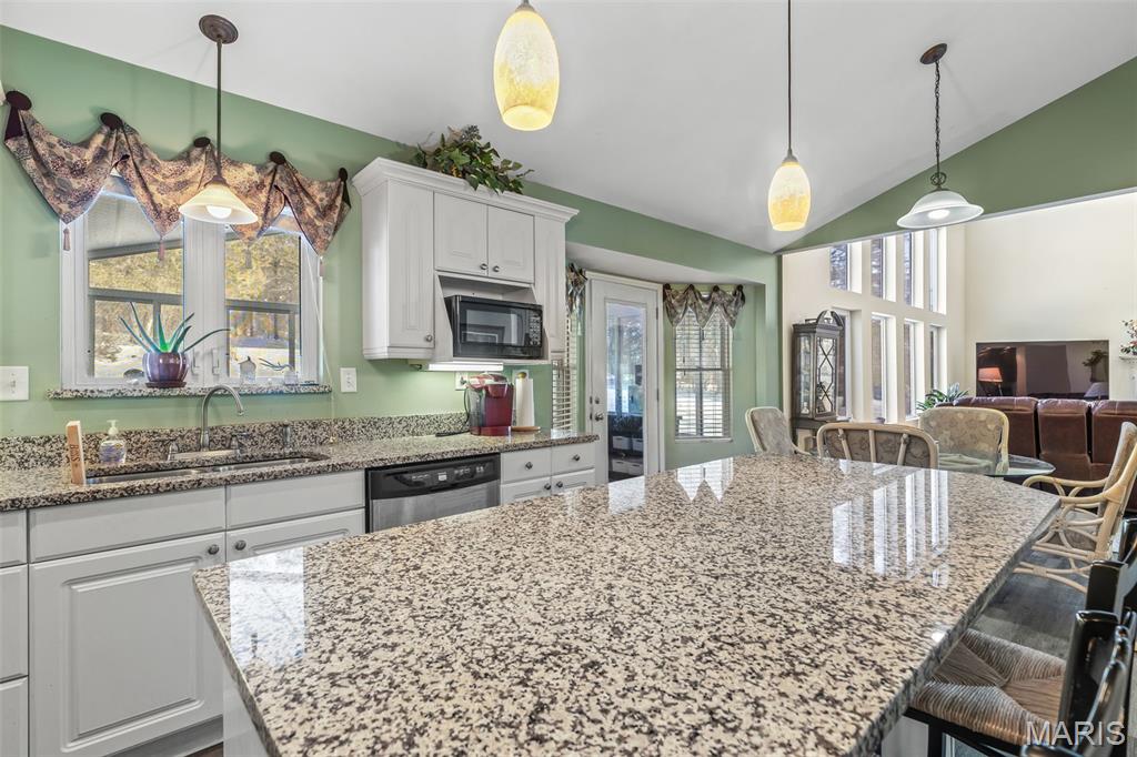 Lake Ests/Crystal Hlnds - Residential