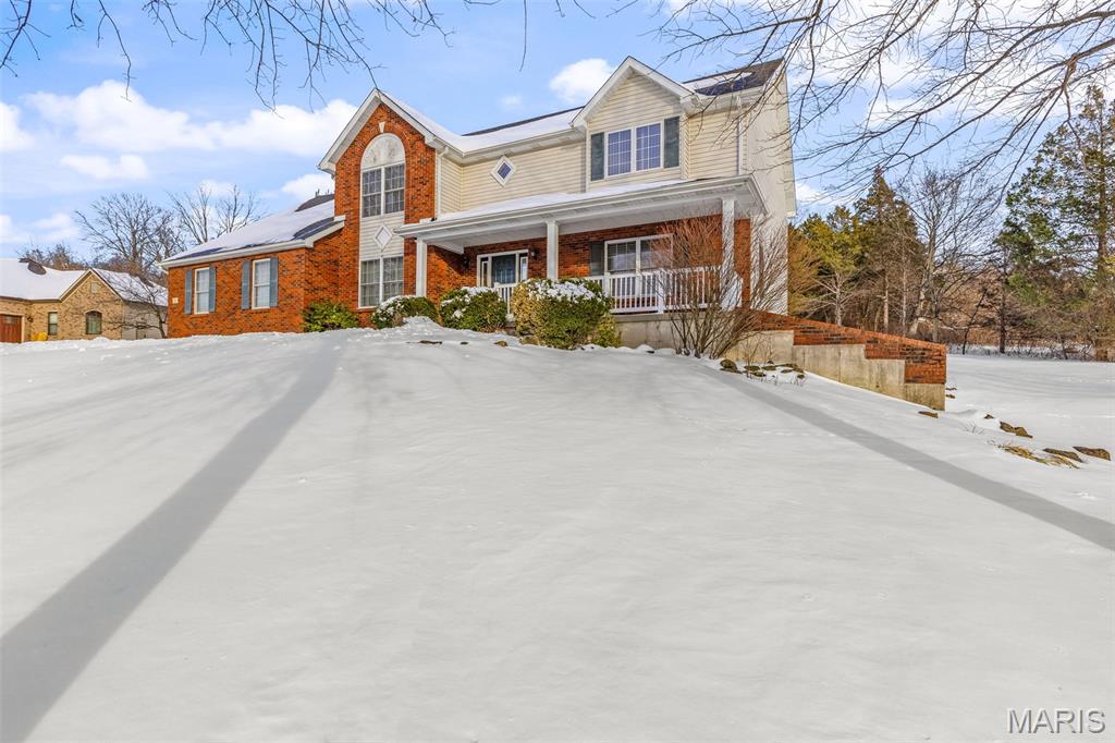 10 Crystal Lake Court