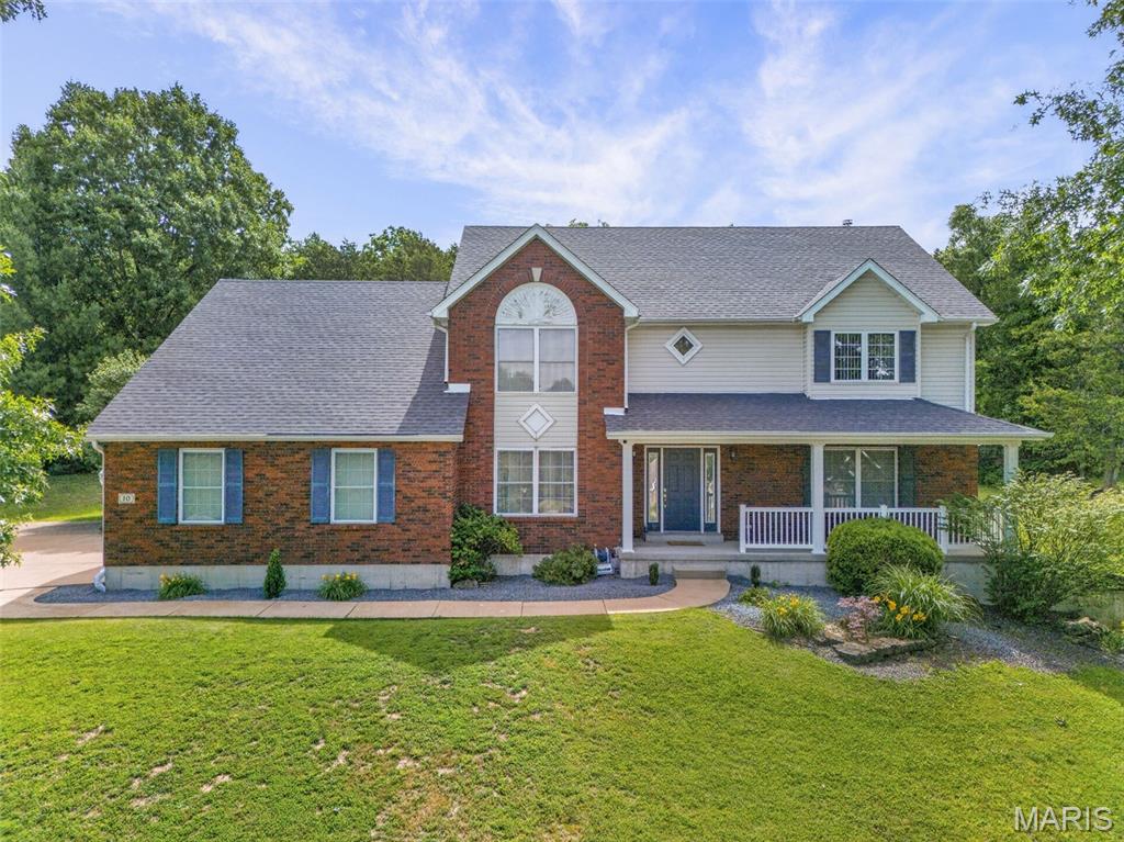 10 Crystal Lake Court