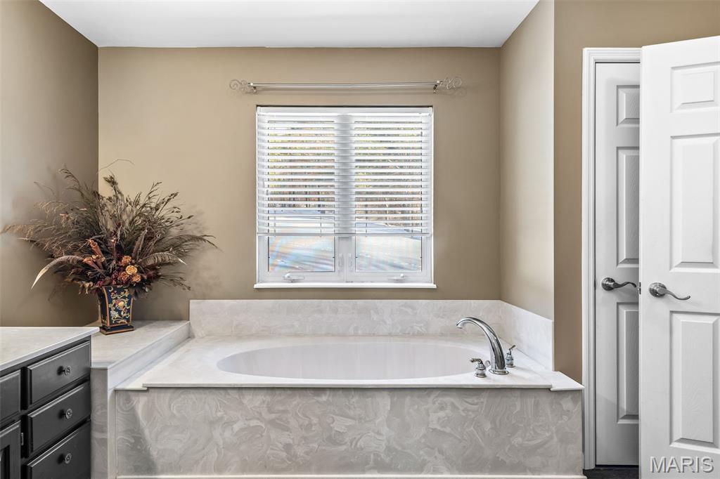 Lake Ests/Crystal Hlnds - Residential