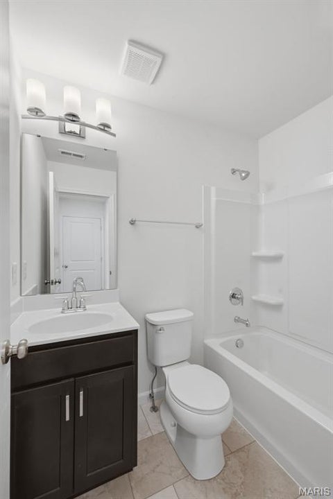 Tiny photo for 316 Fall Harvest Parkway, Wentzville, MO 63385 (MLS # 26057182)