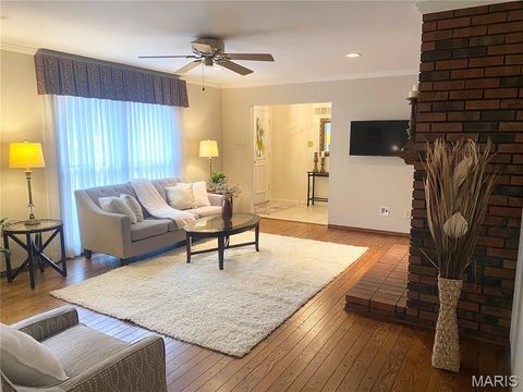 Tiny photo for 15561 Highcroft Drive, Chesterfield, MO 63017 (MLS # 25078866)