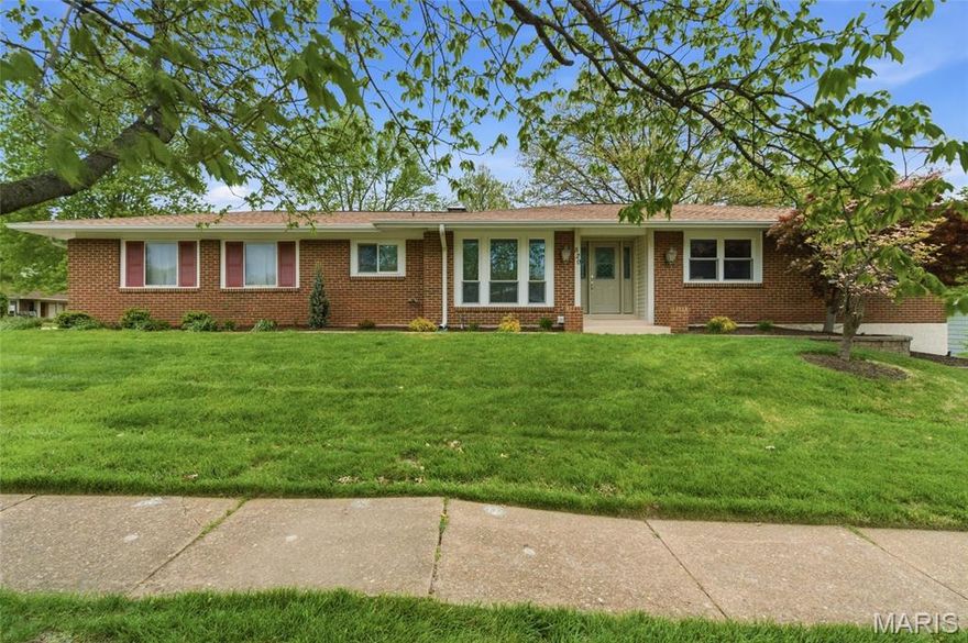 Spacious 3 bedroom 3 full bathroom home loaded with updates including: architectural shingle roof in 2024, furnace and air conditionerin 2021, new hot water heater2023, low maintenance deck and massive concrete back patio 2021, black aluminum fence 2024, new front door kitchen garage door, and kitchen sliding door in 2022. The updated kitchen is complemented with white cabinets, modern appliances, custom backsplash, and smooth surface countertops. The large family room is arrayed with wood burning fireplace, open staircase to the basement, and sliding door to the large low maintenance deck.  The primary bedroom suite has an updated full bathroom, and a huge closet.  two other big bedrooms, a separate dining room, and another updated full bathroom round out the main level. The finished walkout lower level is ideal for entertaining.  The game room is designed with a wood burning brick fireplace and walks out to the level fenced back yard.  The enormous recreation room is ideal for a home theatre. The wet bar/lounge area is perfect for enjoying a beverage and watching the big game.  A third full bathroom and storage room complete the lower level.The massive level backyard sports a huge concrete patio that is designed for a large patio set and grill.    All this plus: newer windows throughout, yard irrigation system, parkway schools, and conveniently located near shopping, highways, and schools.
--