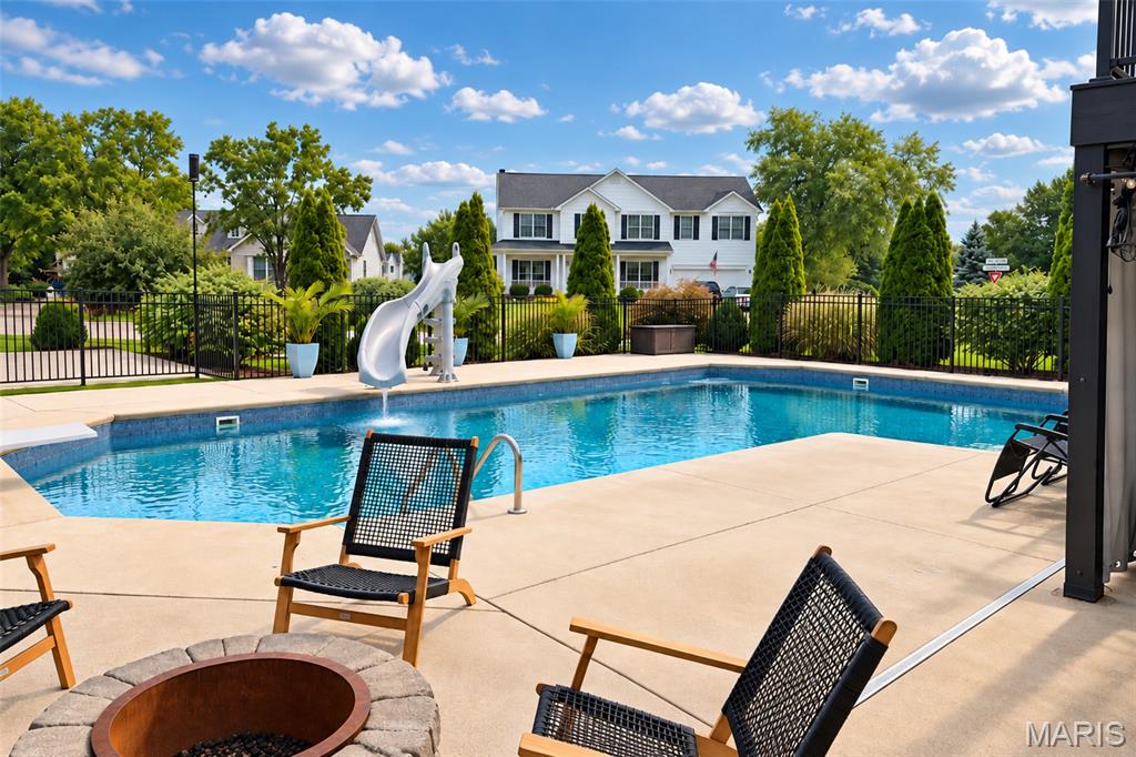 2703 Angle Gate Circle