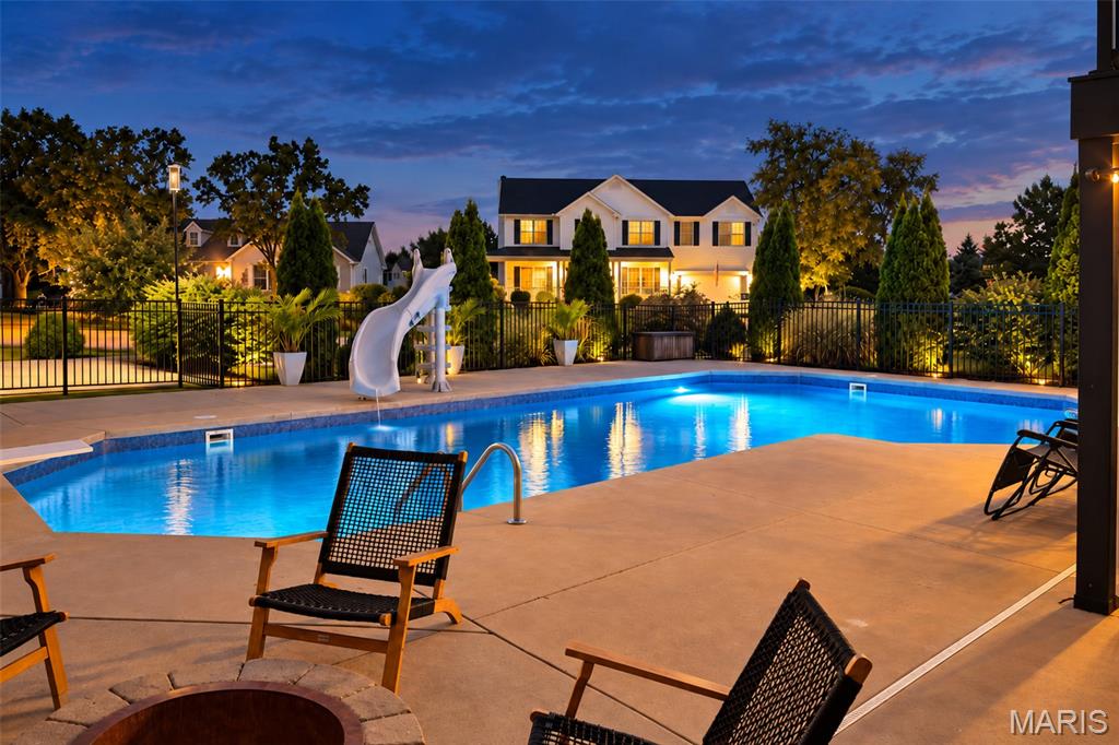 2703 Angle Gate Circle