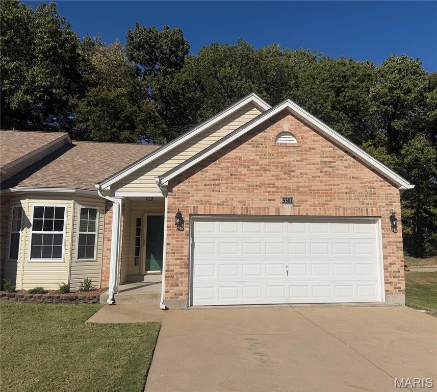 Photo of 5502 Johnson Crossing Drive, Unincorporated, MO 63129 (MLS # 26067883)