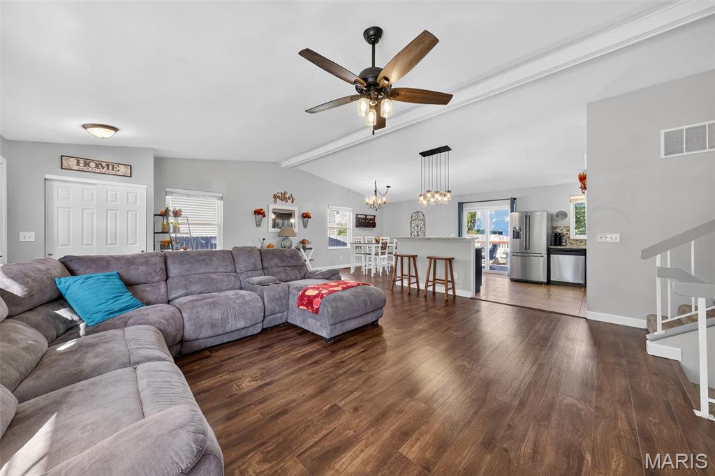 St Peters, Missouri 63376, United States, 3 Bedrooms Bedrooms, ,3 BathroomsBathrooms,Residential,Coming Soon,230650