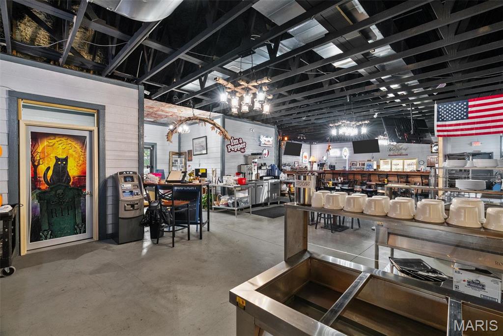 Rohlands Sub - Commercial Sale