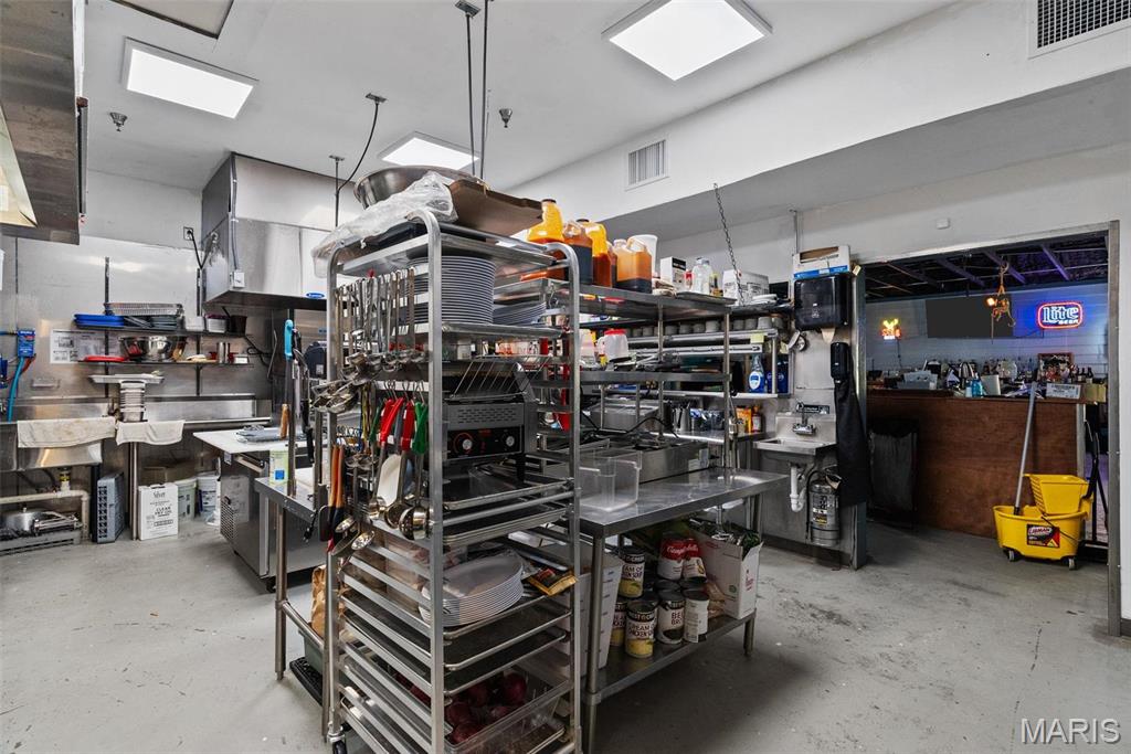 Rohlands Sub - Commercial Sale