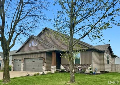 5 Meadowbrooke Drive Troy IL 62294