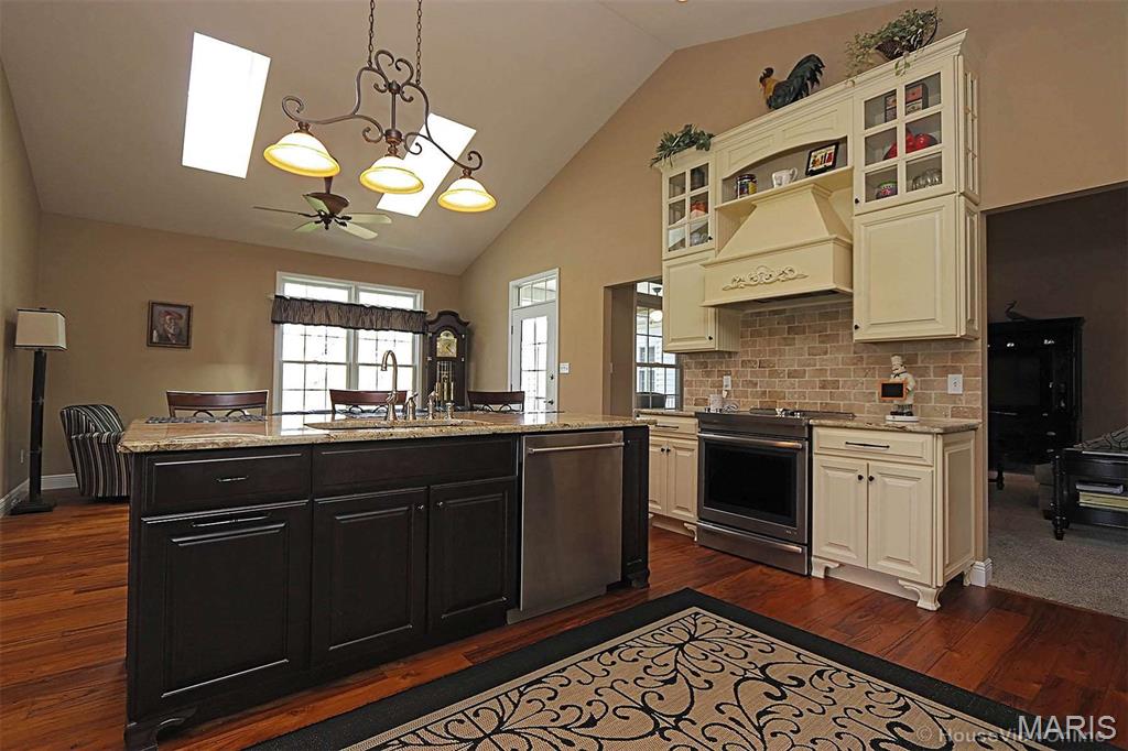 Redbud Woods - Residential