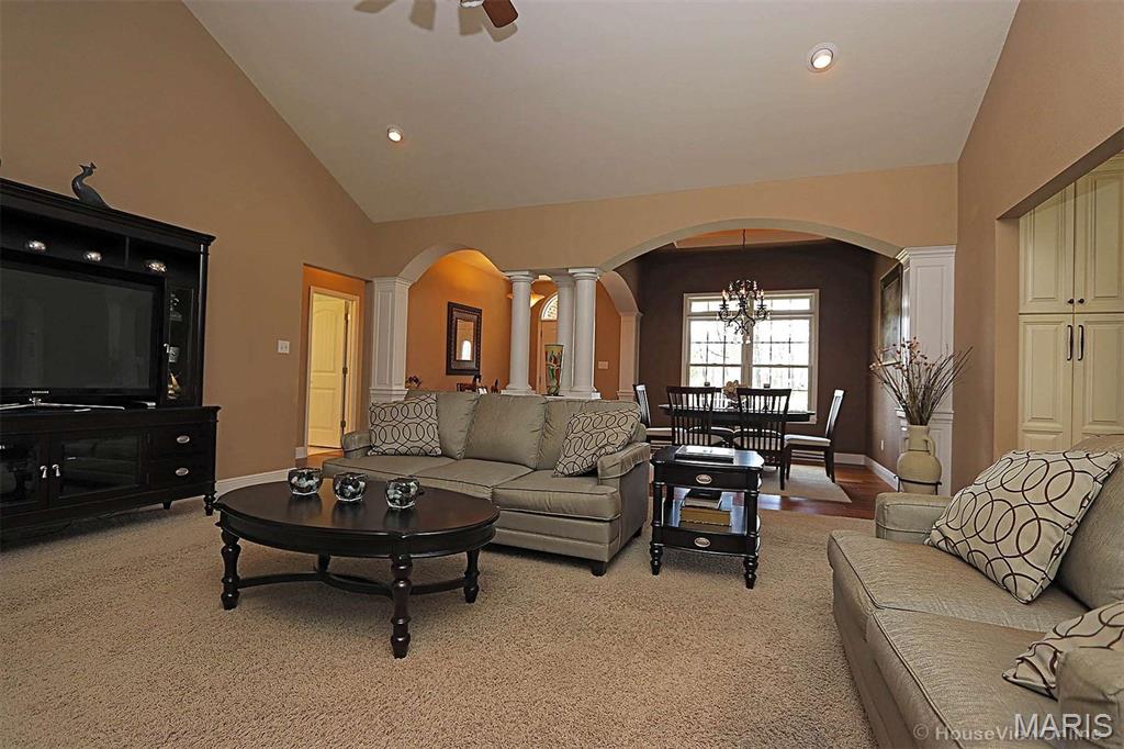 Redbud Woods - Residential