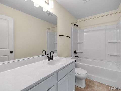 Tiny photo for 1910 Longview Lane, Rolla, MO 65401 (MLS # 26041628)