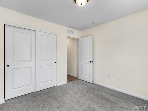 Tiny photo for 1910 Longview Lane, Rolla, MO 65401 (MLS # 26041628)