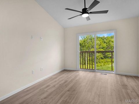 Tiny photo for 1910 Longview Lane, Rolla, MO 65401 (MLS # 26041628)
