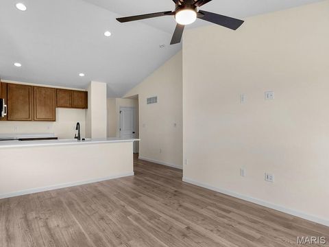 Tiny photo for 1910 Longview Lane, Rolla, MO 65401 (MLS # 26041628)