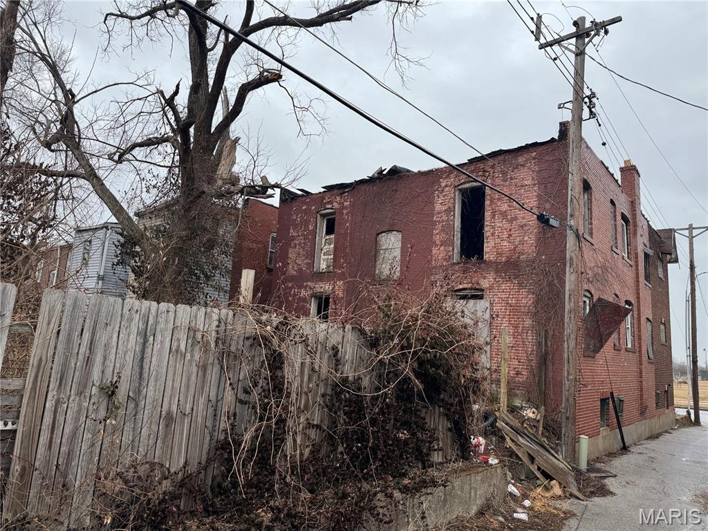 White Place Add - Residential Income