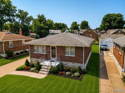 Photo of 4746 Seibert Avenue, St Louis, MO 63123 (MLS # 26047928)