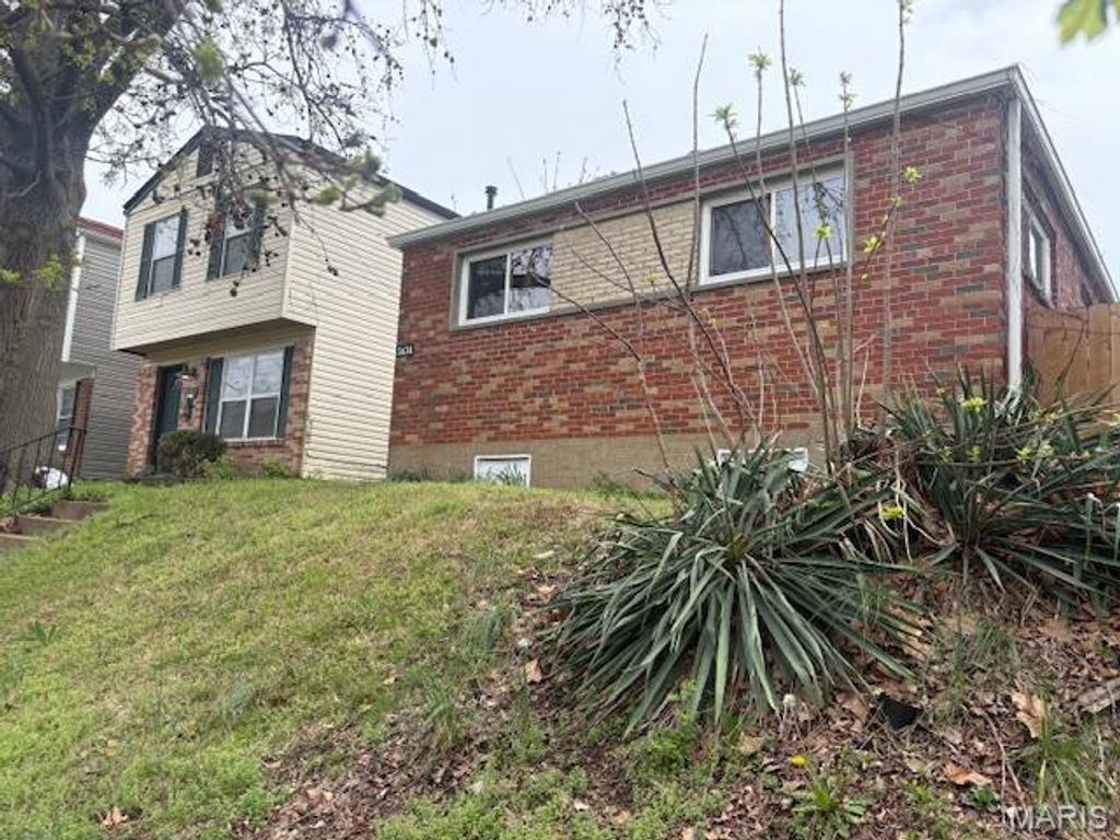 Photo of 3434 Nebraska Avenue #Rear, St Louis, MO 63118 (MLS # 26020001)