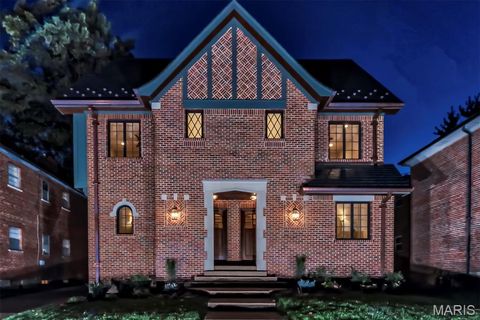 7432 Delmar Boulevard University City MO 63130