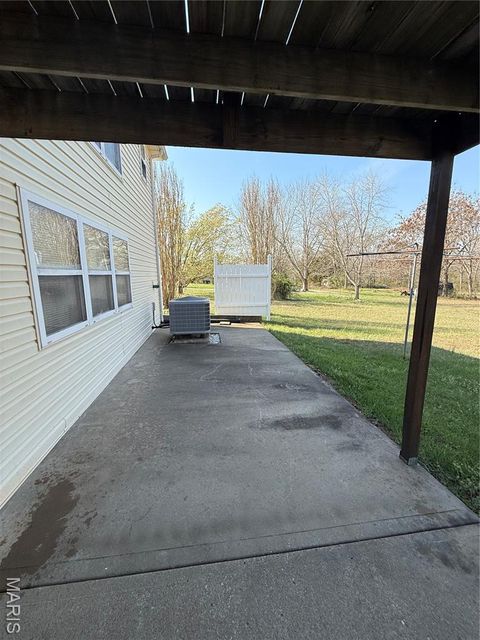Photo of 1018 Madison 271, Fredericktown, MO 63645 (MLS # 26017353)