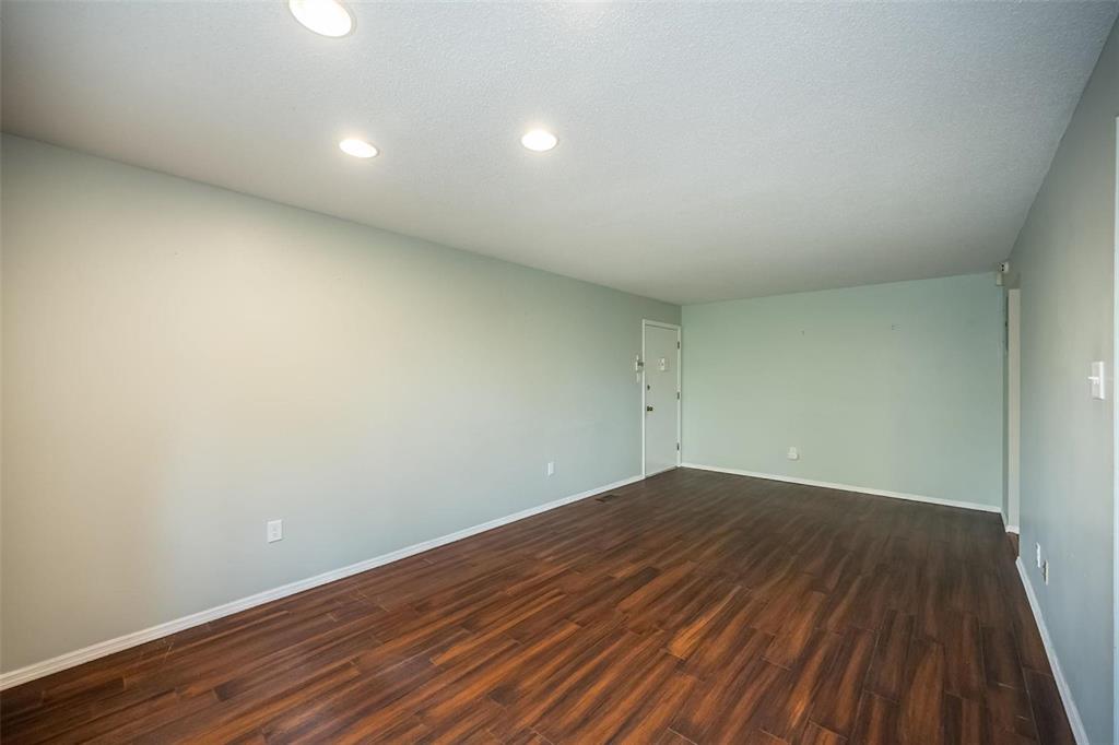 St Louis, Missouri 63146, United States, 2 Bedrooms Bedrooms, ,1 BathroomBathrooms,Residential,Pending,134261