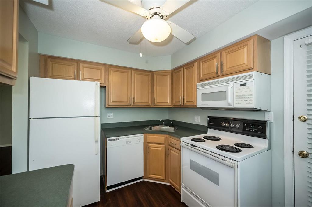 St Louis, Missouri 63146, United States, 2 Bedrooms Bedrooms, ,1 BathroomBathrooms,Residential,Pending,134261