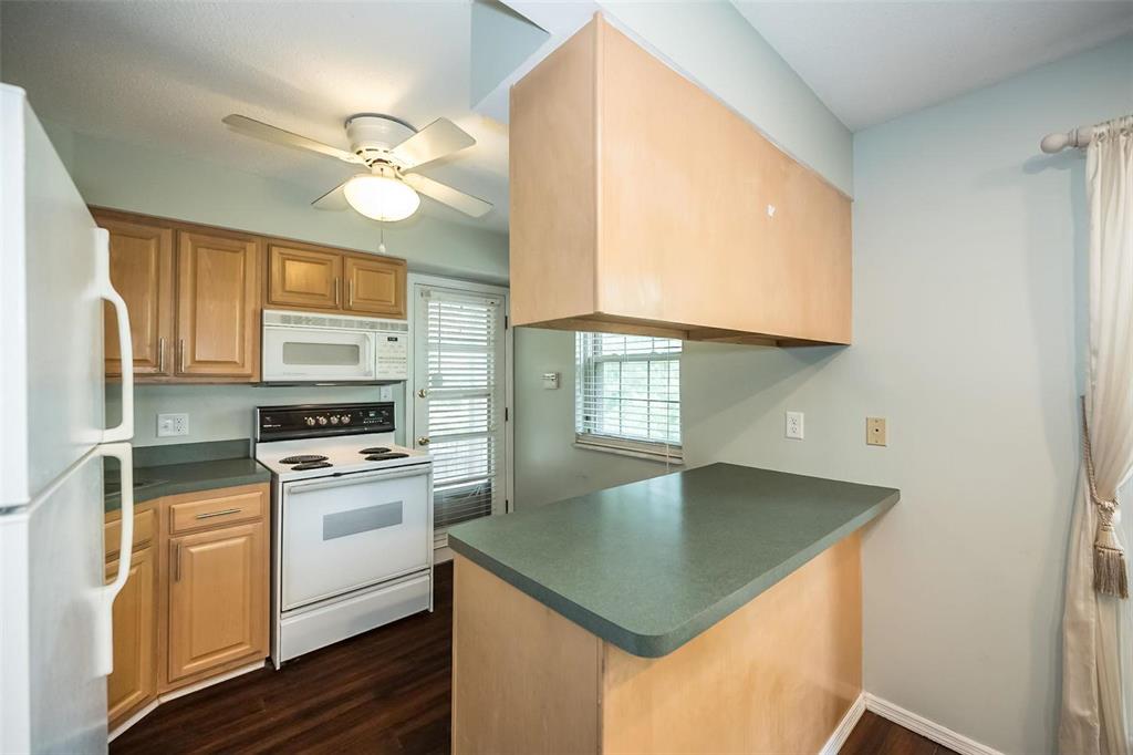 St Louis, Missouri 63146, United States, 2 Bedrooms Bedrooms, ,1 BathroomBathrooms,Residential,Pending,134261