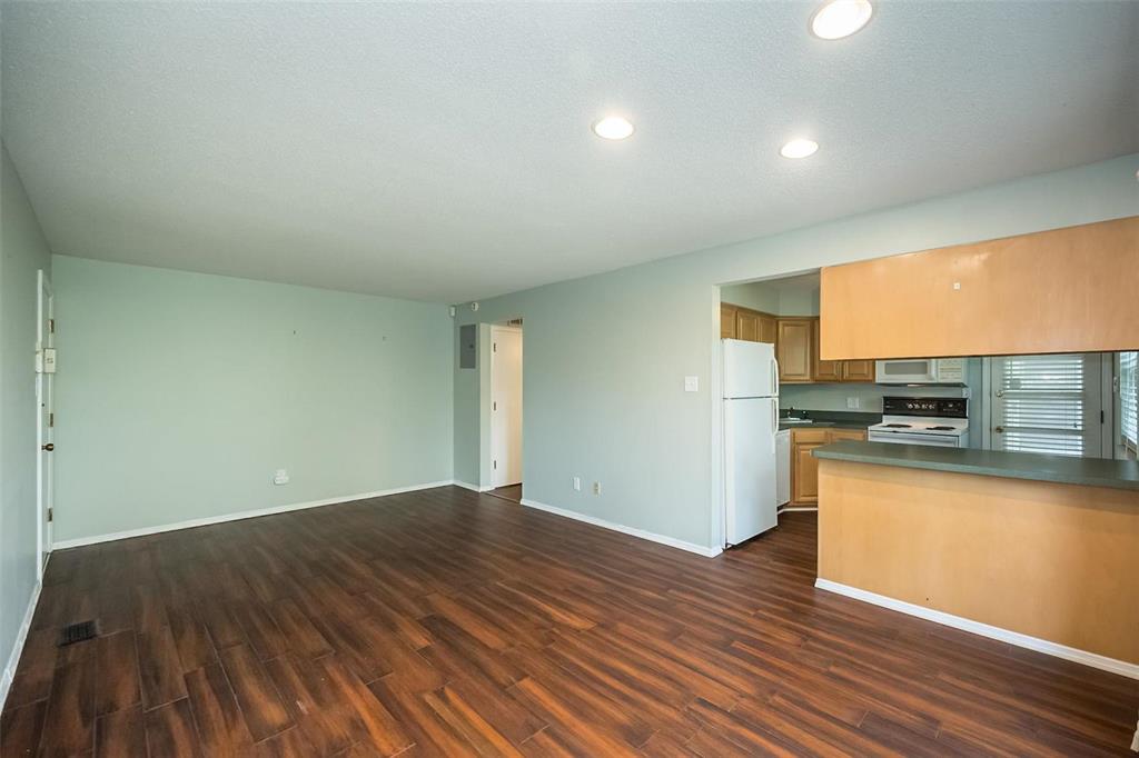 St Louis, Missouri 63146, United States, 2 Bedrooms Bedrooms, ,1 BathroomBathrooms,Residential,Pending,134261