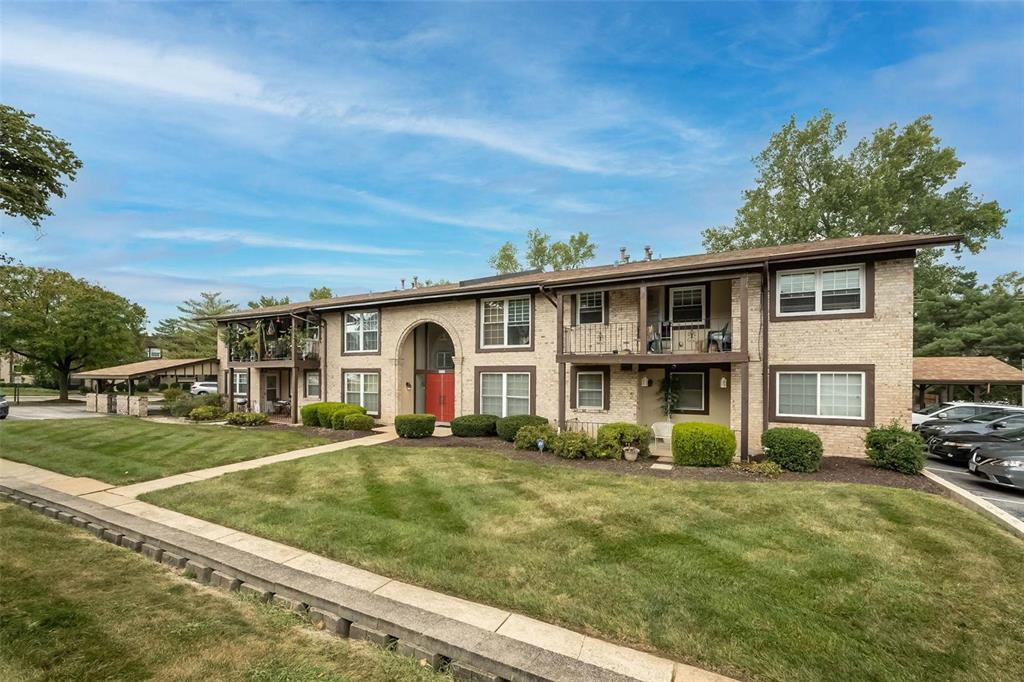 St Louis, Missouri 63146, United States, 2 Bedrooms Bedrooms, ,1 BathroomBathrooms,Residential,Pending,134261