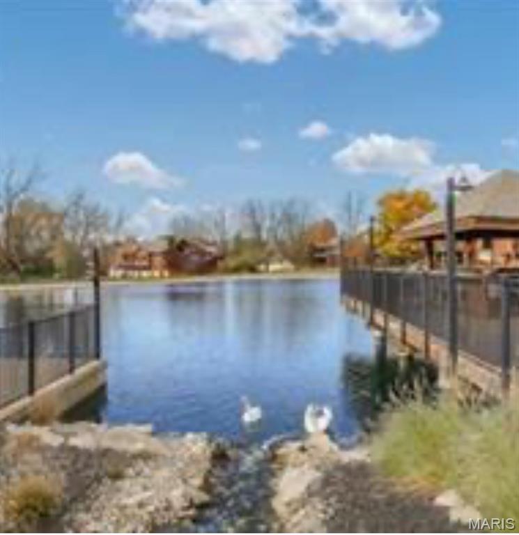 1401 Hemingway Lane H