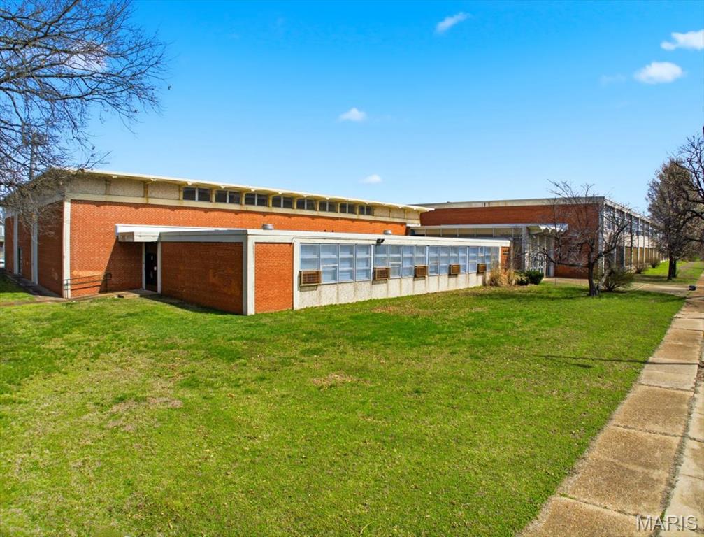 Murphys Add 02 - Commercial Sale