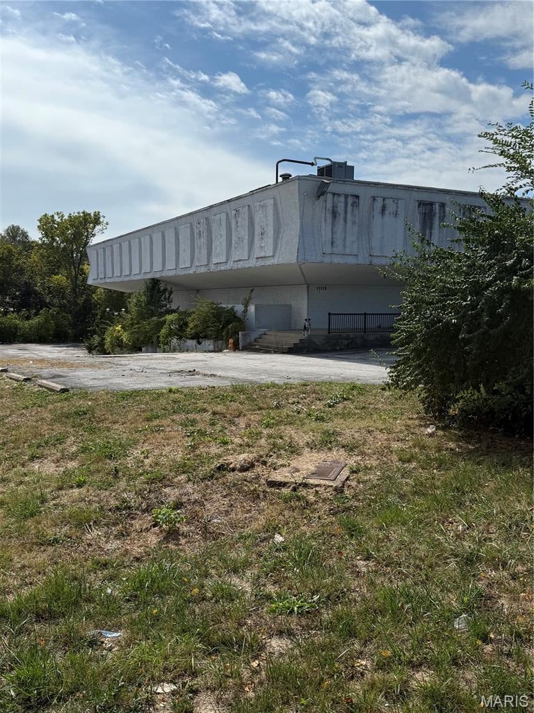 11115 New Halls Ferry Road