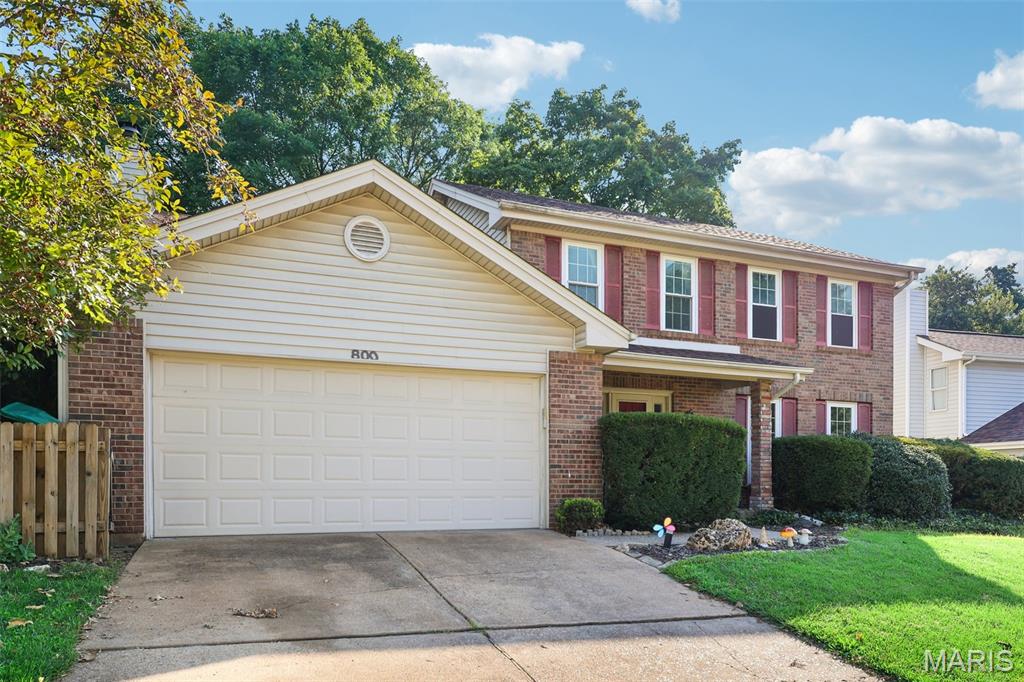 800 Eaglebrooke Drive