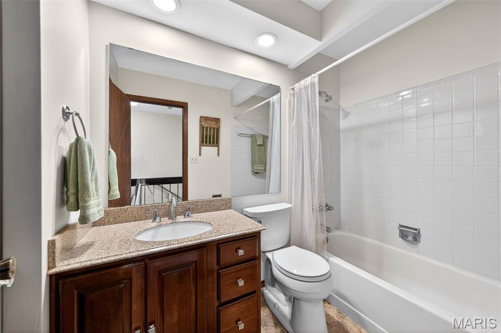 Hickory Sound Condo I Ph I - Residential