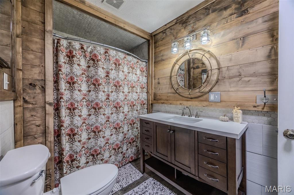 Clough E R Second Add - Residential