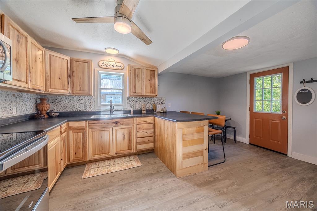 Clough E R Second Add - Residential